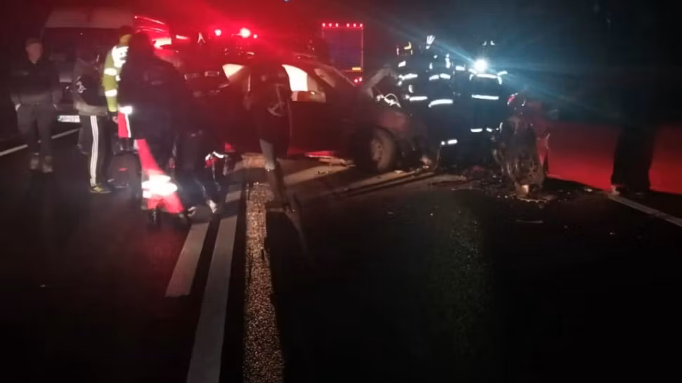 Accident grav, pe DN1, între Brașov și Predeal: 4 victime, după impactul violent între două mașini. Un șofer era băut