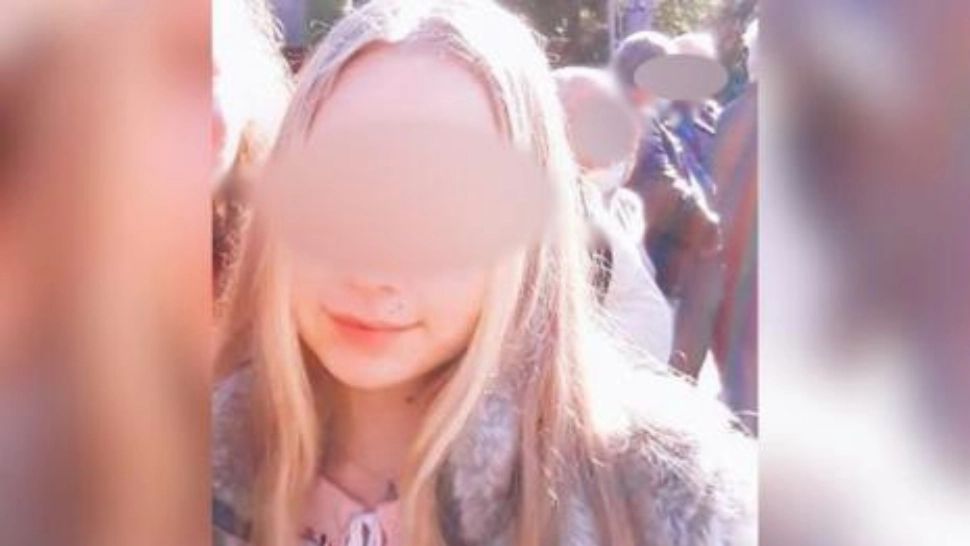 Eleva din Oradea care l-a înjunghiat pe pedagogul internatului a fost ARESTATĂ - Cum motivează agresiunea