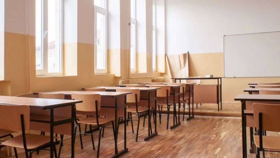 36 de școli rămân închise în Tulcea din cauza avariilor la rețeaua de electricitate provocate de ninsori