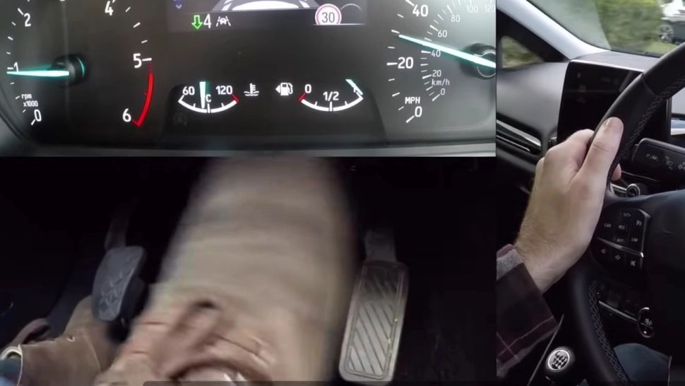 Când trebuie călcate frâna și ambreiajul în același timp? Titi Aur spune ce greșeală fac șoferii -VIDEO