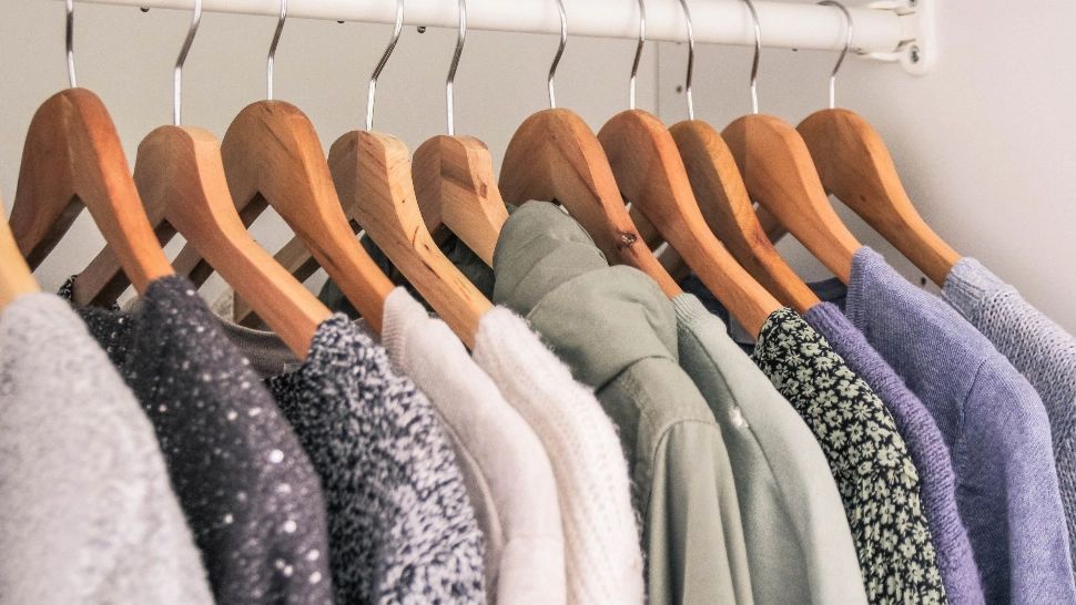 Cum să scoți mucegaiul de pe haine. Metode de curățat acasă, fără să apelezi la o curățătorie specializată