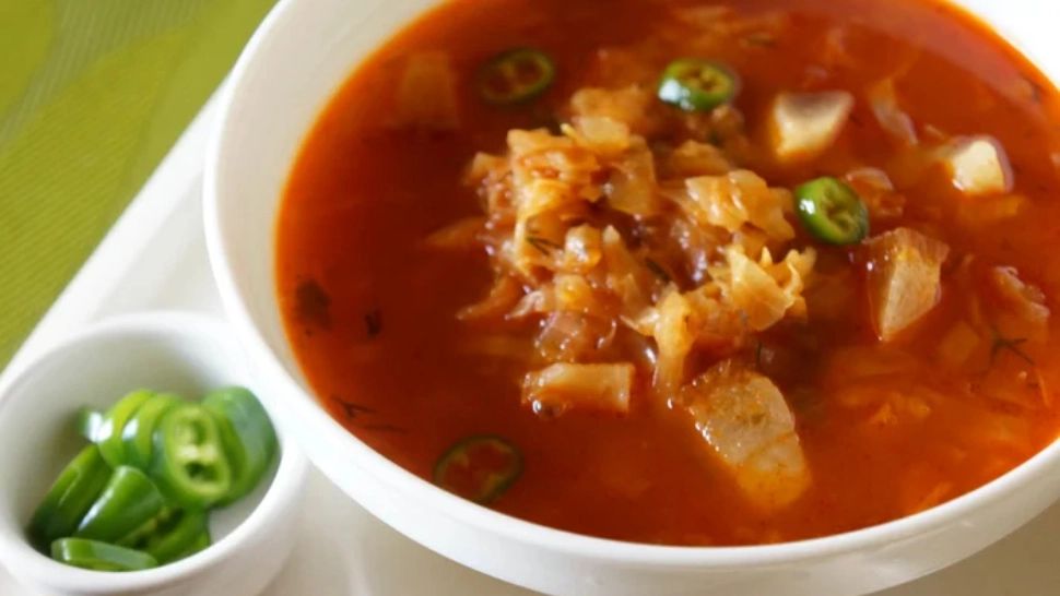 Singura supă care chiar te ajută să slăbești - Dieta care nu trebuie ținută mai mult de 2 ori pe an