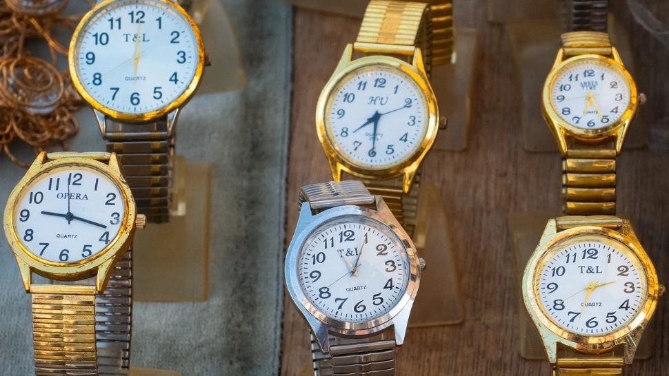 Cine dă ora exactă în politica românească. Ce politicieni au ceasuri de zeci de mii de euro?