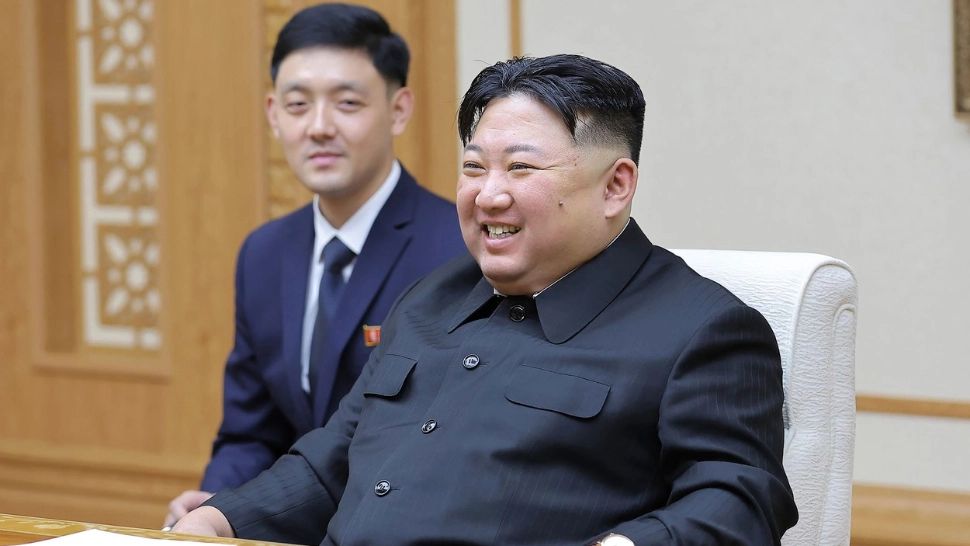 O rachetă, o zi liberă - Coreea de Nord a decretat sărbătoare legală pentru a marca testarea unei rachete intercontinentale