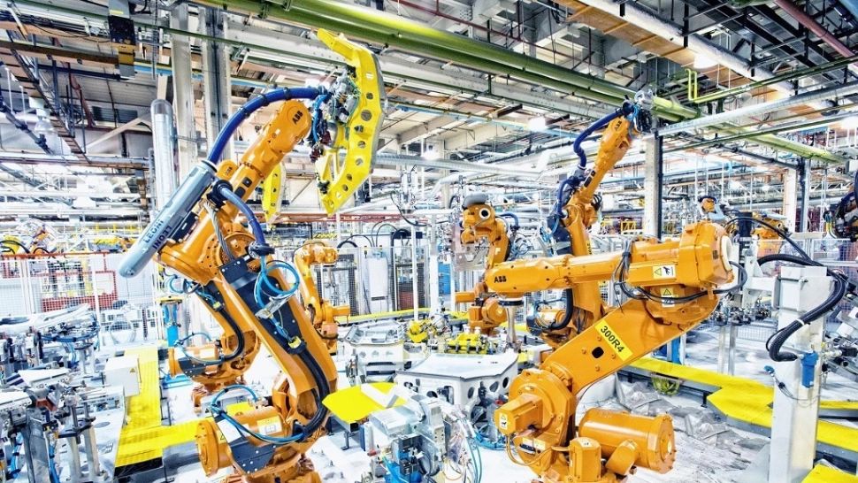 Un muncitor a fost UCIS de robot, în fabrică - Bărbatul a fost încurcat cu alimente