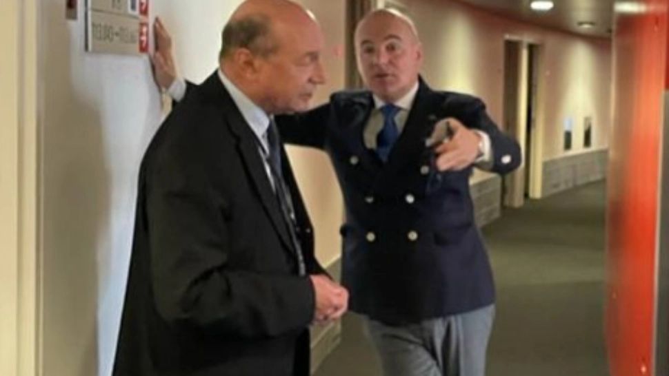 Aderarea României la Schengen, dezbătură de Rareș Bogdan și Traian Băsescu pe holurile PE de la Strasbourg