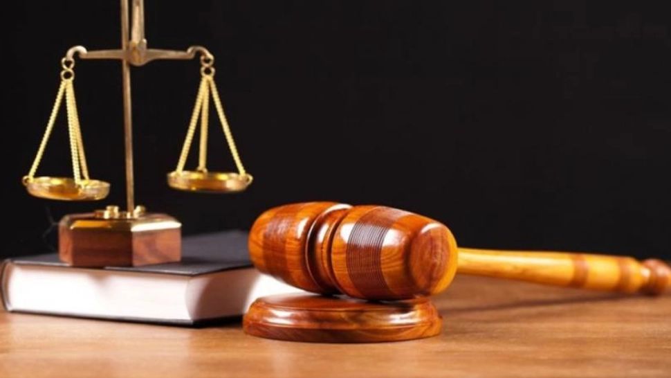 Ordonanța „trenuleț” paralizează Justiția - Tribunalul București a anunțat că amână toate procesele, după protestul grefierilor