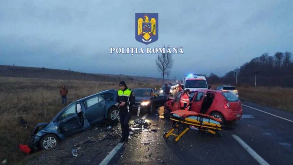 Accident grav pe DN1 - Două persoane au avut nevoie de îngrijiri medicale