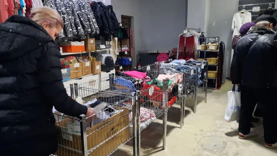 Care mai sunt prețurile în magazinele ANAF de mărfuri confiscate. Mai merită drumul până la cele câteva locații?