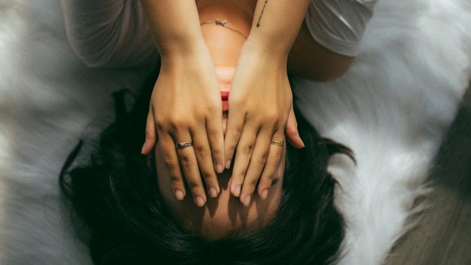 Oameni toxici pe care să-i elimini din viața ta. Cum îi identifici - 7 comportamente care îi dau de gol