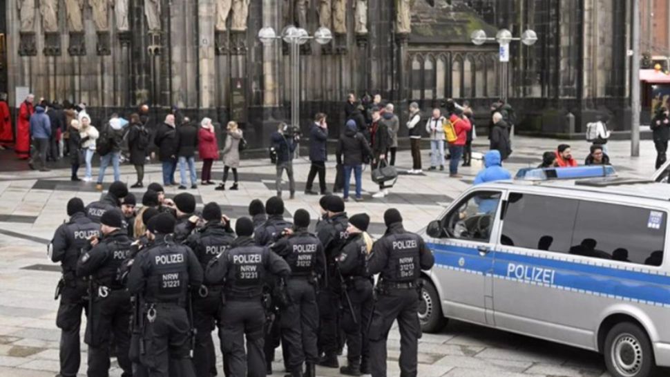 Atac terorist dejucat în Ajunul Crăciunului - Trei islamiști, arestați în Austria