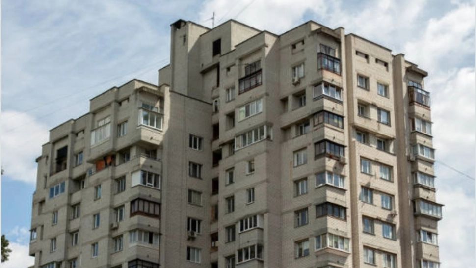 Amenzi colosale pentru românii care stau la bloc. Locatarii, obligați să facă asta zilnic