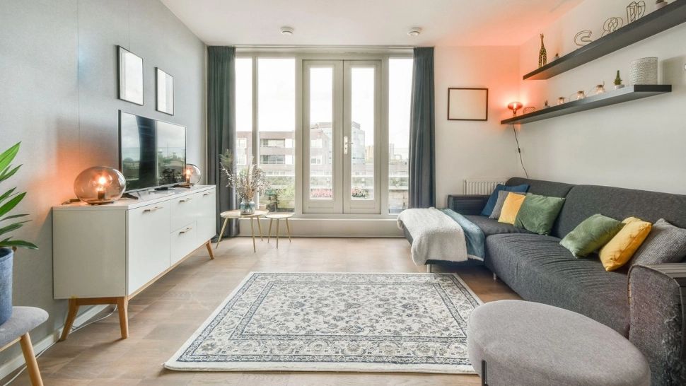 Decizie RADICALĂ la Ministerul Turismului: ce se întâmplă cu persoanele care închiriază camere „la negru”