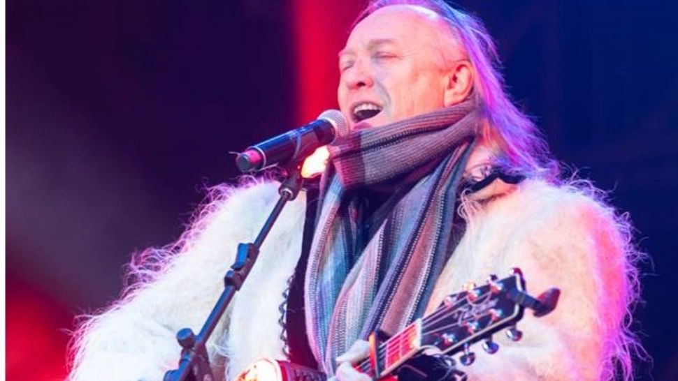 Suma exorbitantă câștigată de Ștefan Hrușcă din spectacolele de Crăciun. Îi ajunge să trăiască un an în Canada, și mai pune și deoparte