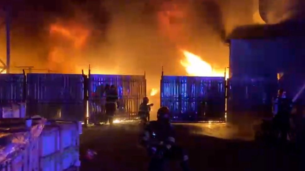 Incendiu uriaș la un mall din Cluj-Napoca - Clienții, evacuați de urgență