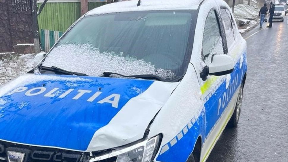 Doi muncitori care făceau reparaţii la un drum din Timișoara, răniţi de o şoferiţă de 86 de ani