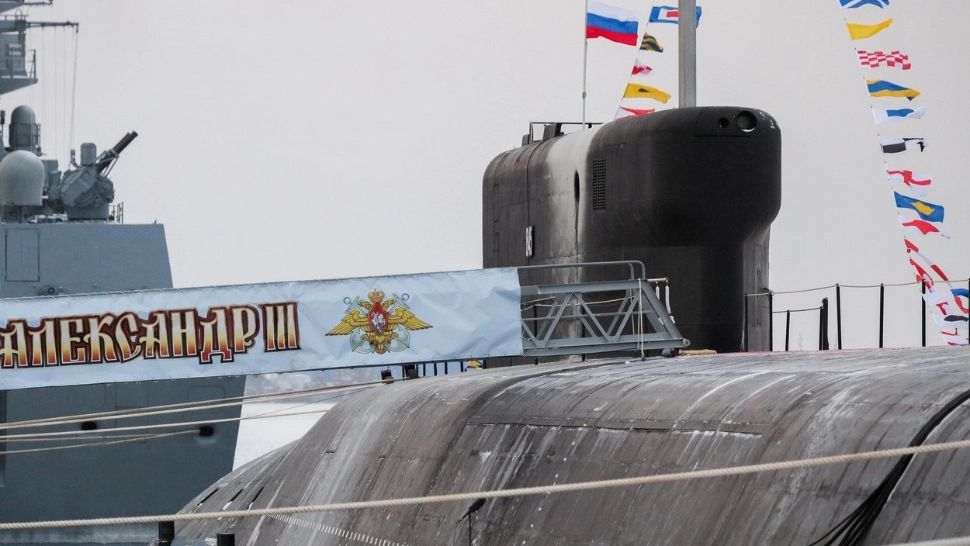 Kremlinul apasă pedala înarmării. Vladimir Putin a inaugurat două noi submarine nucleare care se vor alătura flotei ruse 