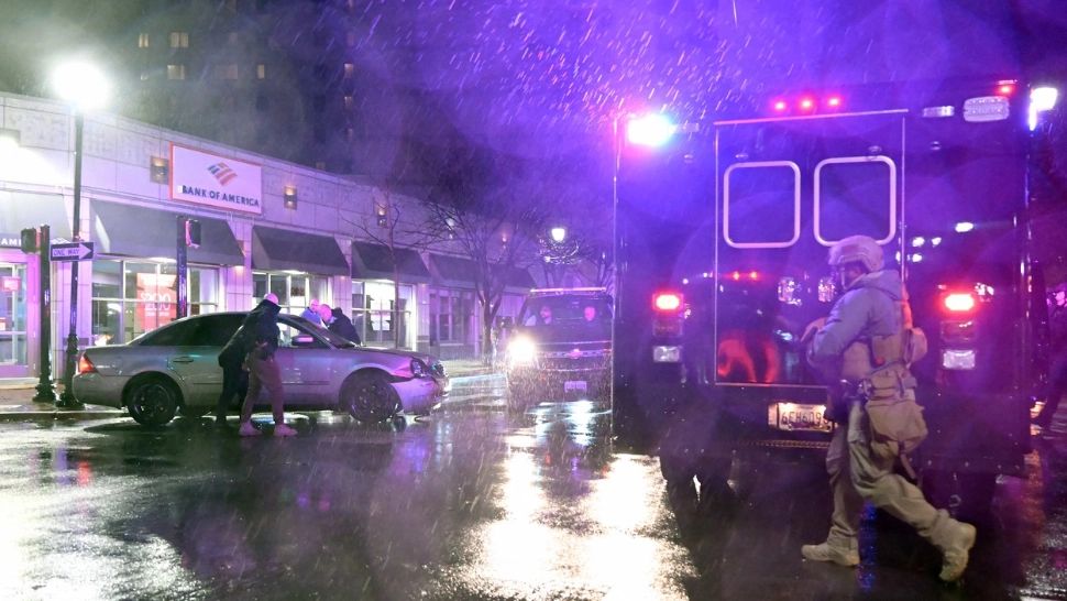 O mașină a intrat în coloana oficială a lui Joe Biden! Alertă de securitate în SUA - FOTO& VIDEO