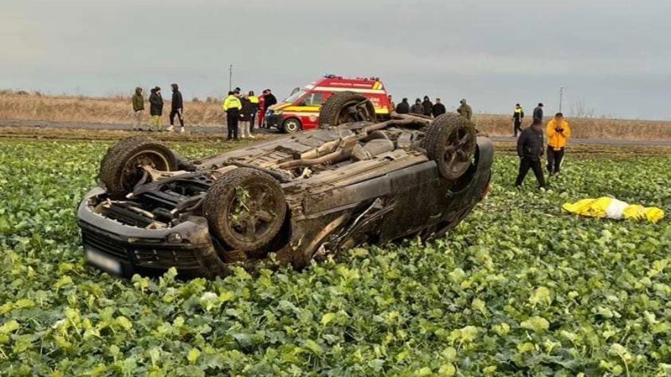 Accident TRAGIC în Olt. Un bărbat de 58 de ani a murit, iar doi copii de 6 ani au fost grav răniți