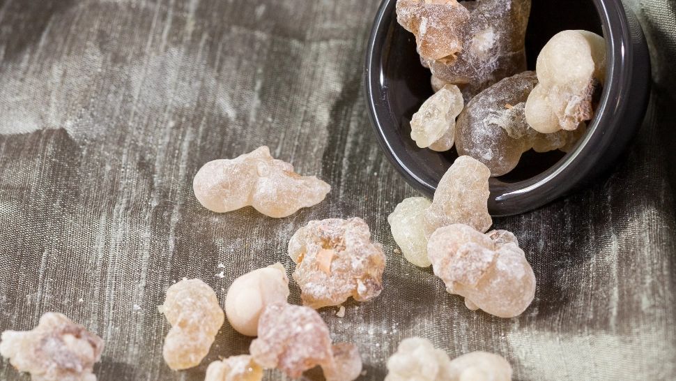 Tămâia are proprietăți terapeutice extraordinare! Cum poate fi folosită ca medicament natural - Sfaturi practice