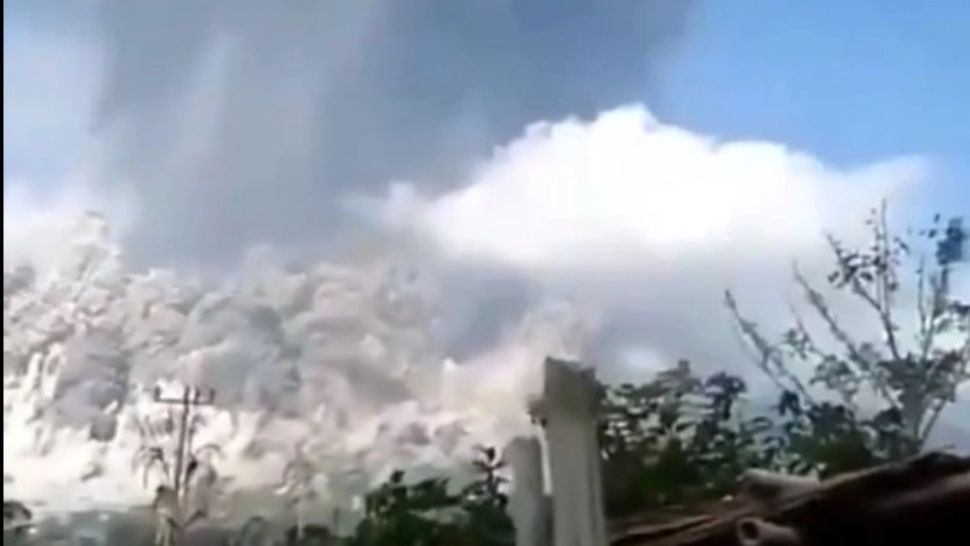 Un vulcan din Islanda a erupt - Peste 4.000 de persoane au fost evacuate