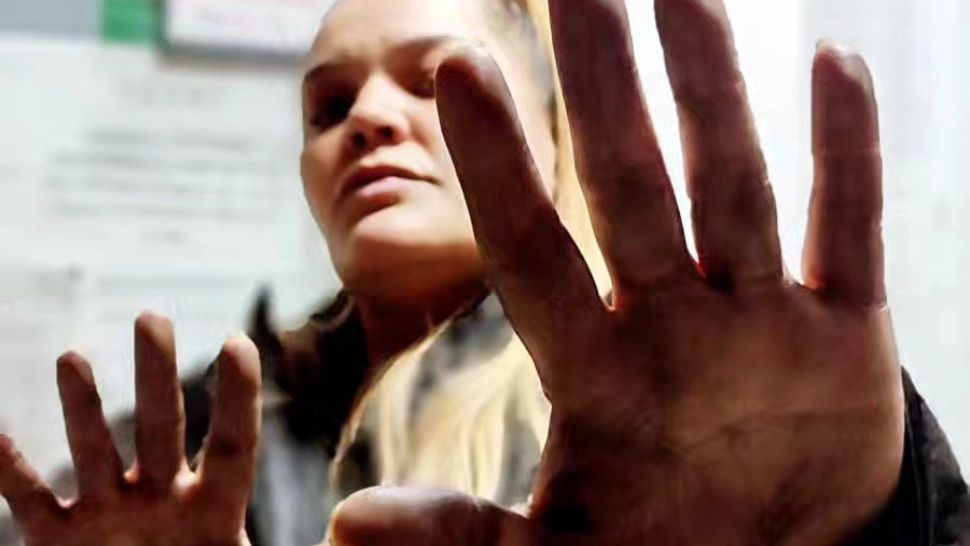 Protestul fermierilor și al transportatorilor. Mai multe ONG-uri acuză Poliția de abuz, după ce activista Angi Șerban a fost ridicată și audiată