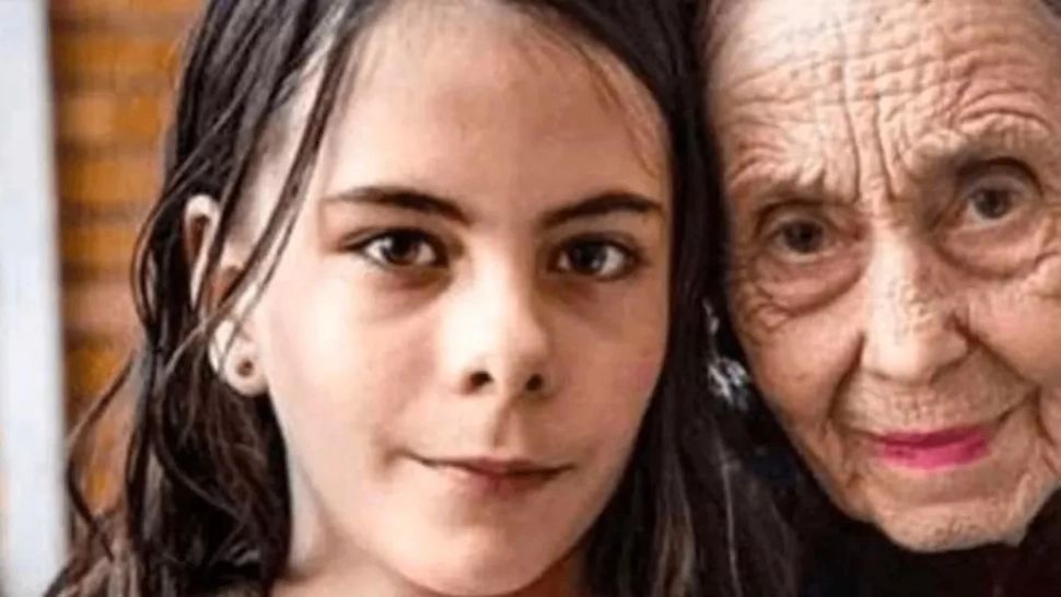 Eliza Iliescu a împlinit 19 ani. Cine sunt părinții biologici ai fetiței născute de "cea mai bătrână mamă din lume"