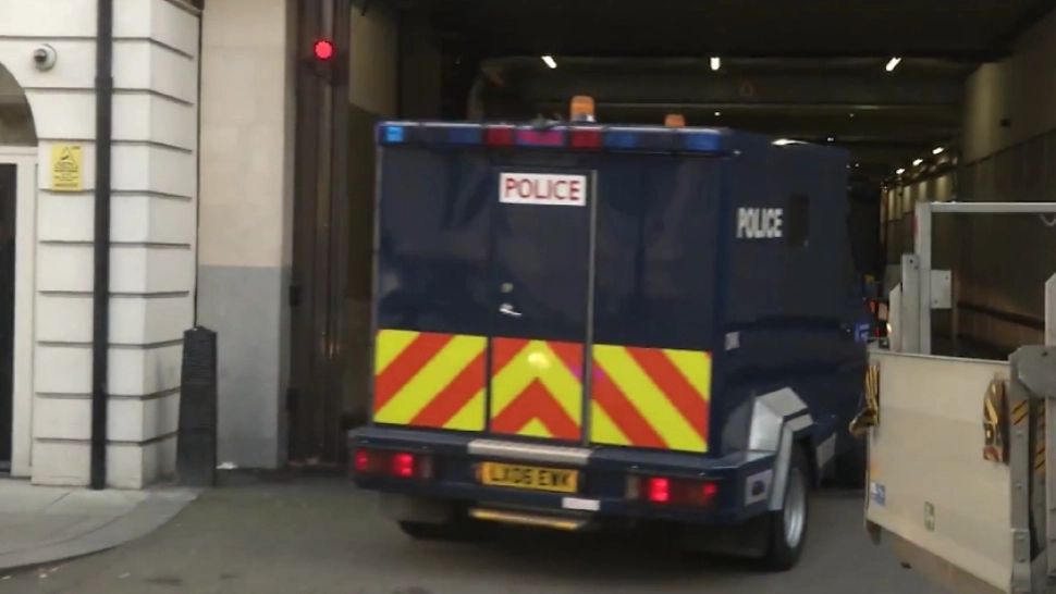 Șocant: un român din Scoția, acuzat de castrare și mutilare! Bărbatul a fost arestat