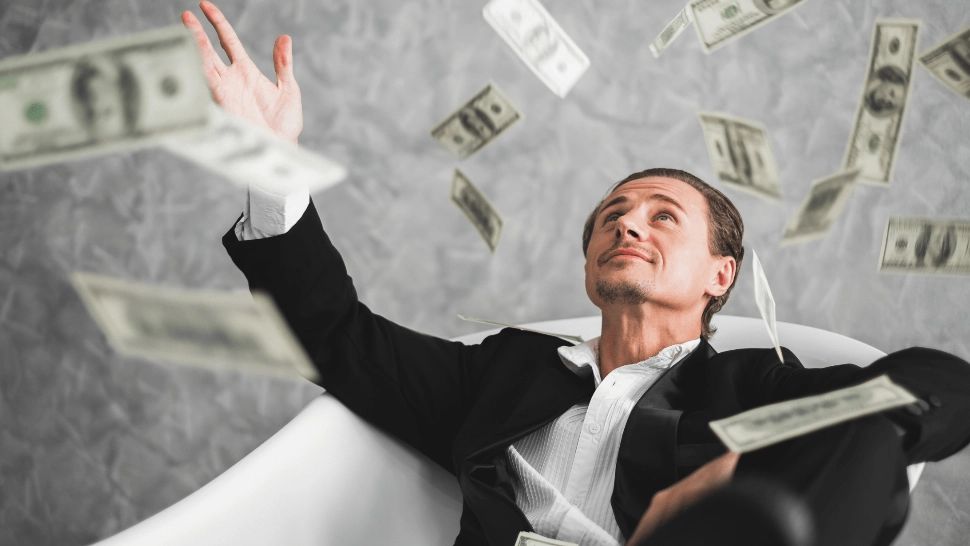 Bugetarii care au dat lovitura: Vor primi spor de de suprasolicitare neuropsihică de 10% şi gradație de merit de 25%  