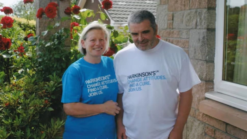 Femeia care miroase boala Parkinson. I-a uimit pe cercetători și n-a dat greș niciodată