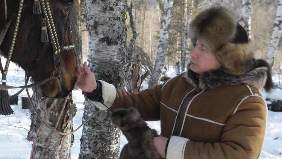 ”Murim fără să luptăm”. Ce-i cer lui Putin rușii care îngheață în apartamente la minus 30 de grade