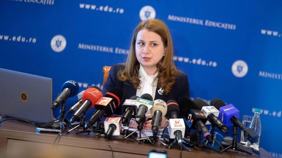 Sistemul de corectare digitalizată va fi folosit anul acesta la toate examenele naţionale, inclusiv la simulări. Anunțul Ligiei Deca