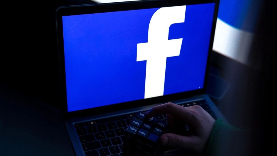 O nouă metodă de înșelătorie circulă pe Facebook. Utilizatorii, grav afectați: hackerii cer sume uriașe 