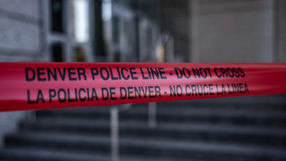 Un american a deschis focul în Curtea Centrală din Colorado, cea care a dat un verdict împotriva lui Trump