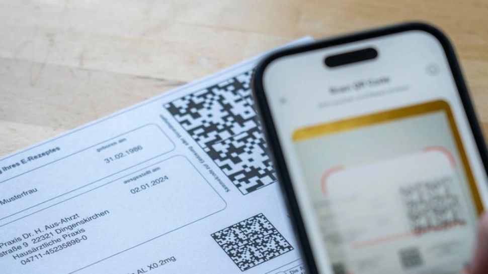 Cod QR pe toate diplomele de studiu. Care vor fi primele modele securizate electronic?