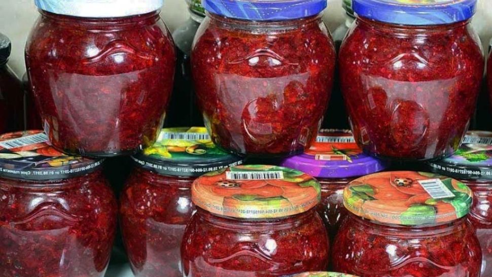 Cum faci celebra salată de sfeclă roșie OLENKA. Secretul pe care multe gospodine nu-l știu