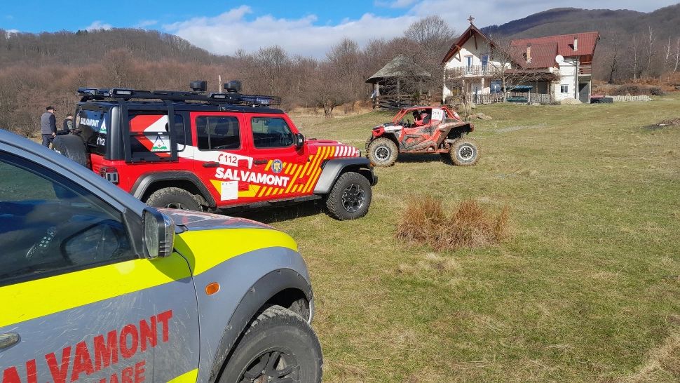 Ucrainean rătăcit în Munţii Oaşului, găsit în stare de epuizare fizică. Cum se simte bărbatul