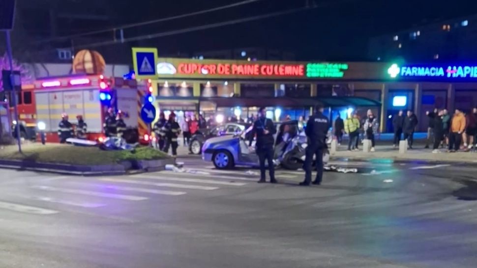 Accident în lanț, pe Bd. Iuliu Maniu, din Capitală: un mort și 6 răniți. Nouă mașini au fost implicate - FOTO