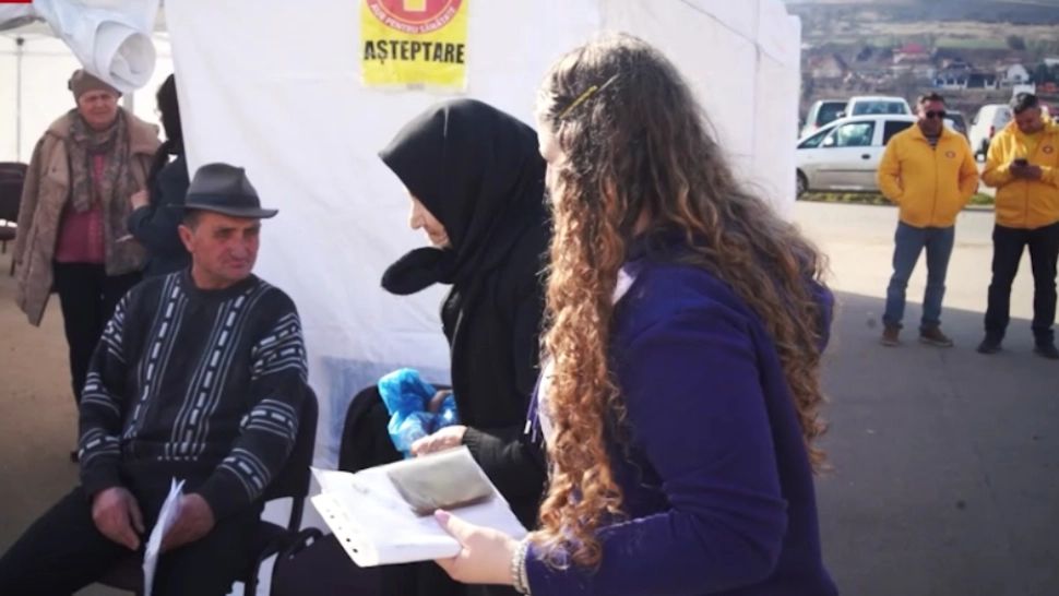 Caravana Medicală face bine România. Sute de bistrițeni au beneficiat de asistență medicală VIDEO
