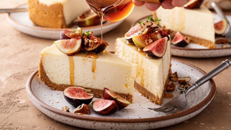 Cheesecake cu smochine și sirop de arțar. Alege un topping diferit de această dată!