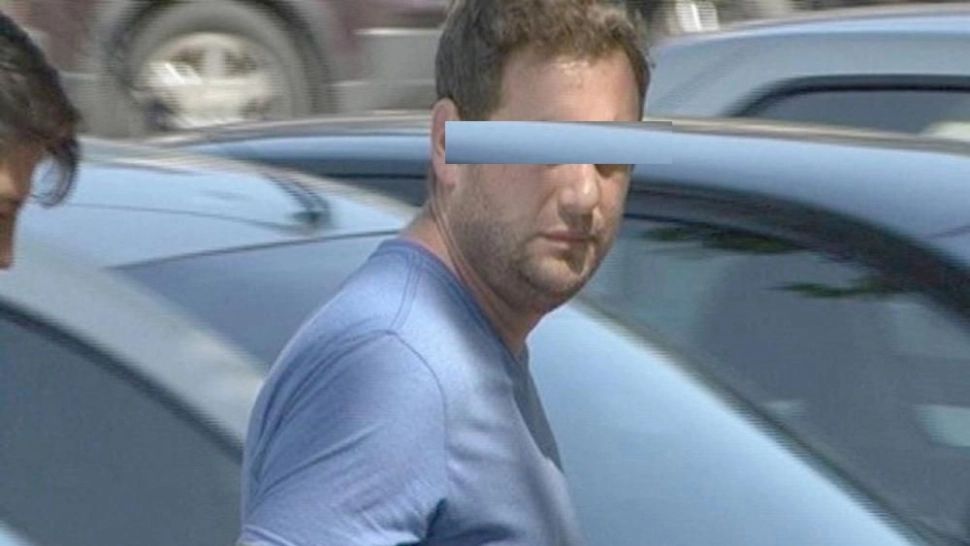 Americanul care droga și viola tineri români, condamnat în lipsă la ani grei de închisoare