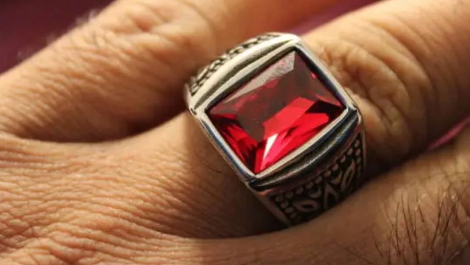 Înșelătoria care face sute de victime printre șoferii români: un ghiul de aur pentru benzină. Poliția a intrat pe fir: uluitor cum acționează escrocii