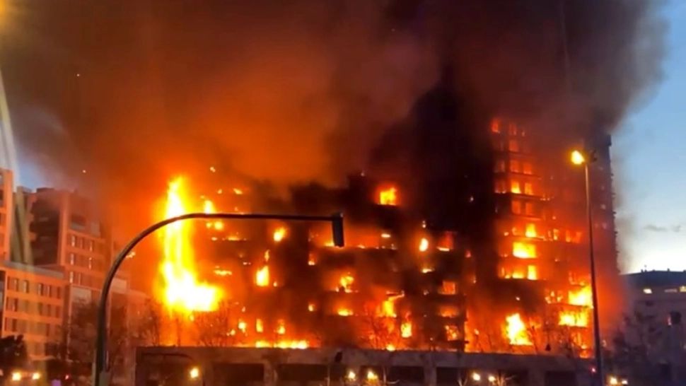 Cauzele incendiului uriaș din Valencia, elucidate. De la ce a pornit focul în urma căruia 2 români au murit