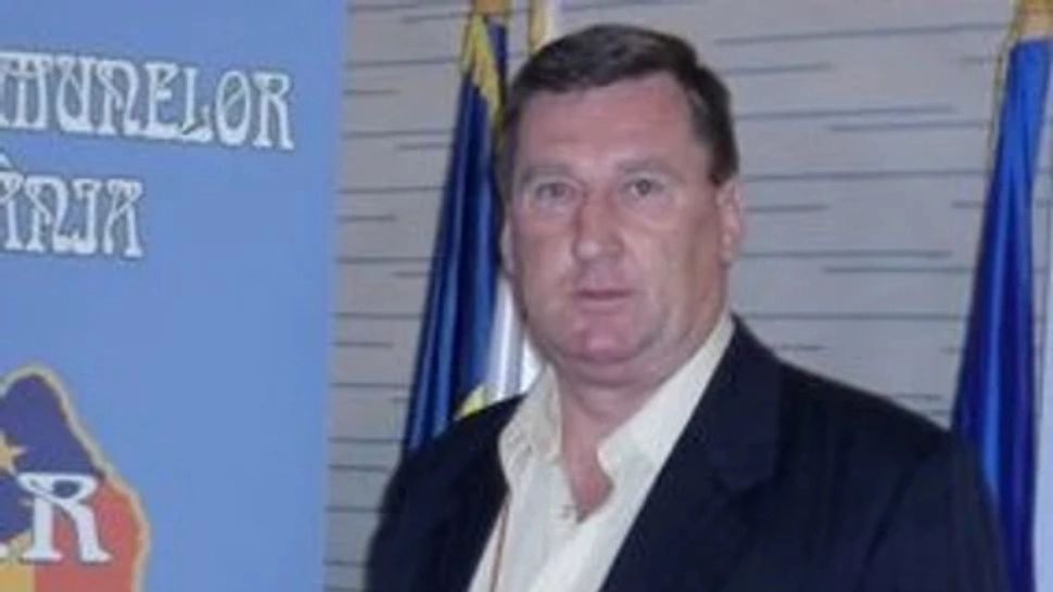 Fost primar din Mehedinți, prins la furat de ciocolată: „Nu mi-am dat seama”