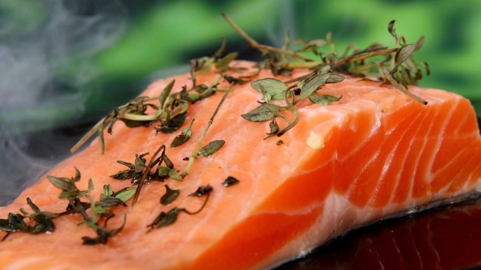 Singurul pește care este la fel de sănătos ca somonul, dar costă de 10 ori mai puțin 