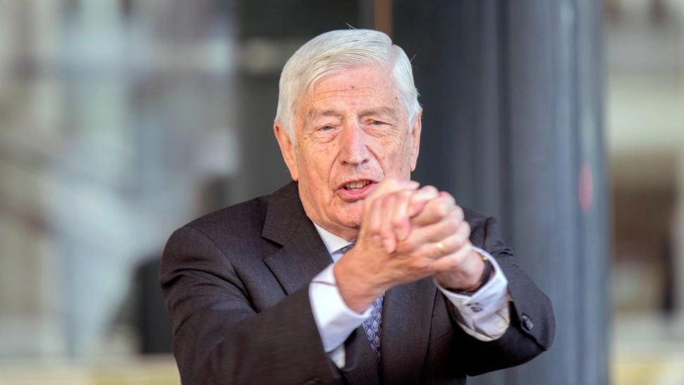 Un fost premier olandez și soția sa au murit împreună prin eutanasie 