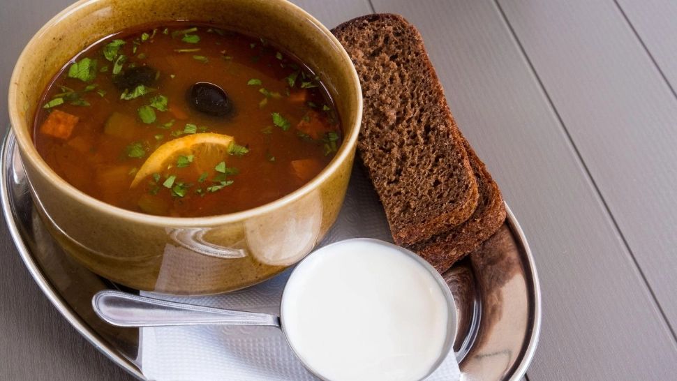 Ciorba rusească ce pune capac mahmurelii. Cum se prepară celebra Solyanka: rețeta, pas cu pas