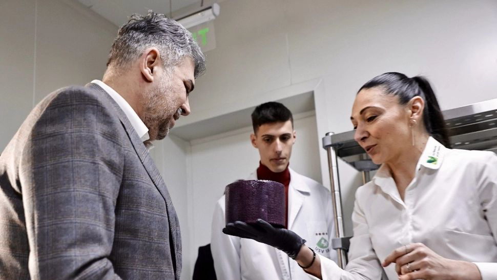 Marcel Ciolacu, vizită în Iași: „Creșterea procesării materiei prime în țara noastră nu se poate face în absența unei componente puternice de cercetare”