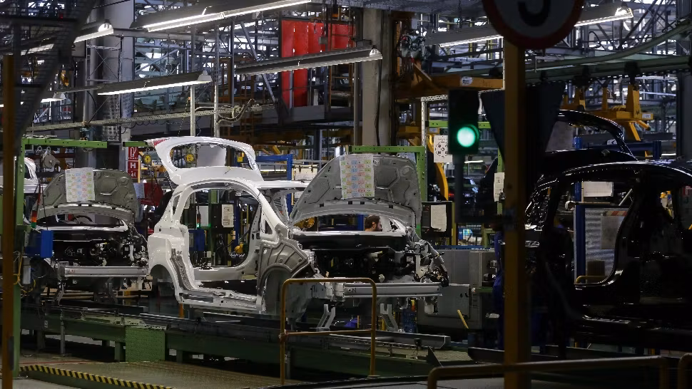 Fechet, PNL: În România am trecut de la 39 mașini electrice cumpărate în 2016, la peste 38.000, cu fiananțare de la Guvern