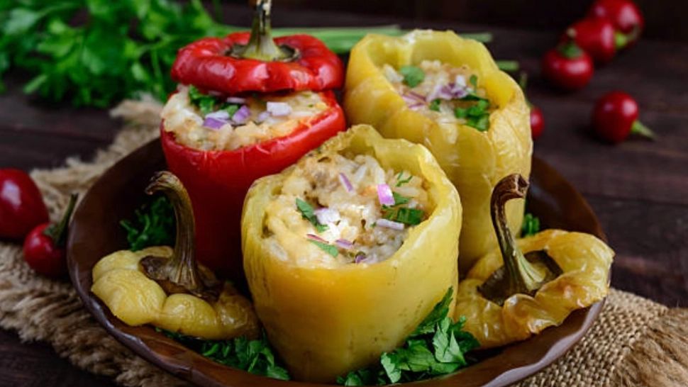 Ardei umpluţi de post. Reţeta măicuţelor de la Mănăstirea Prislop. Ingredientul secret pentru un gust unic